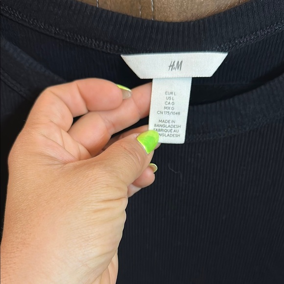 H&M Black ribbed Sheath Midi Dress Crew Neck Short Sleeve - Picture 2 of 4